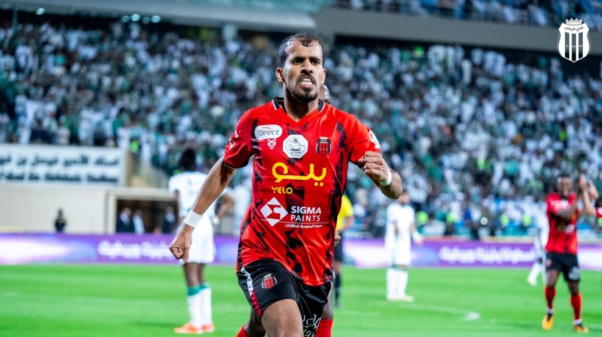 هدف عبدالهادي الحراجين يورط الأهلي