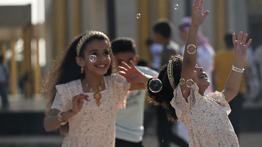 خلال عيد الفطر.. نصائح لسلامة الأطفال