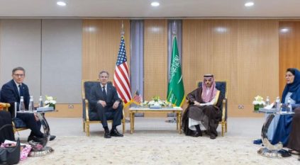 وزير الخارجية يبحث مع نظيره الأمريكي العلاقات الثنائية وتطورات قطاع غزة
