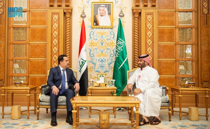 ولي العهد ورئيس الوزراء العراقي يستعرضان العلاقات الثنائية وسبل تطويرها