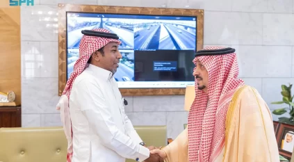 أمير الرياض يستقبل بندر بن صغير المتنازل عن قاتل ابنه