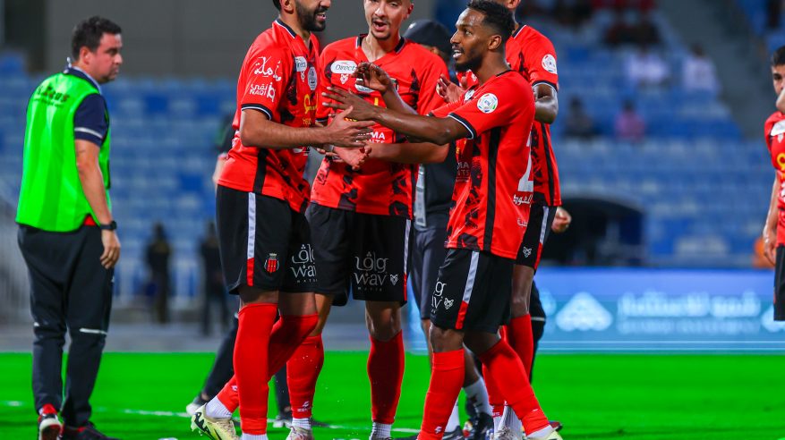 تقدم الرياض ضد النصر بثنائية في الشوط الأول