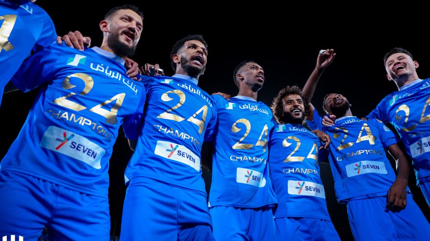 نجما الهلال على رادار القادسية