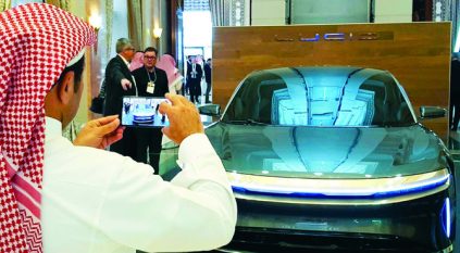 السعودية تسعى لتأمين صفقات المعادن لتصبح مركزًا رئيسيًّا لصنع بطاريات السيارات الكهربائية