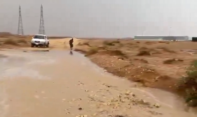 لقطات لجريان السيول شمال الرياض