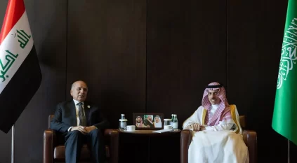 فيصل بن فرحان يبحث تطورات الأوضاع في غزة مع نظيريه العراقي والصيني