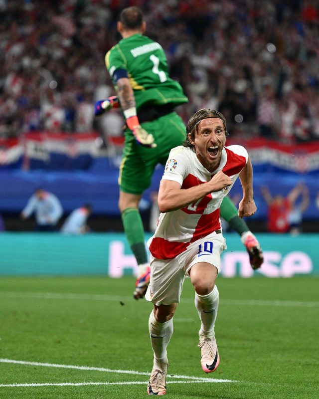 كرواتيا ضد إيطاليا