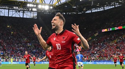 شاهد .. نديم بايرامي يسجل أسرع هدف في تاريخ كأس أمم أوروبا