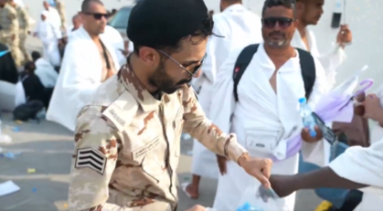 انتهى الحج وبقي الأثر.. مشاهد توثق جهود السعوديين لخدمة ضيوف الرحمن