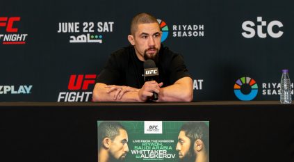 أبطال UFC يطلقون عبارات التحدي للمرة الأولى من الرياض