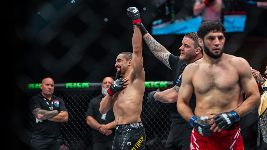 ويتكر يسحق أليسكروف بأقل من دقيقتين في أول نزال لـ UFC بالسعودية