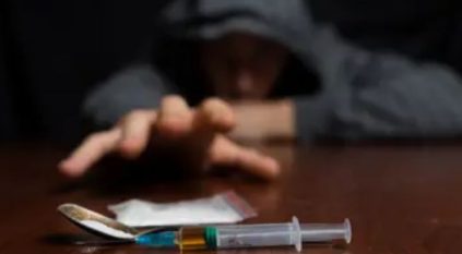 صحة الجوف توضح الفرق بين المخدرات والإدمان وأخطر الأعراض