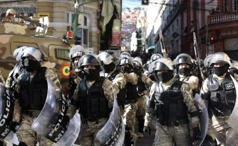 بوليفيا: اعتقال 17 شخصًا يشتبه بضلوعهم في محاولة الانقلاب الفاشلة