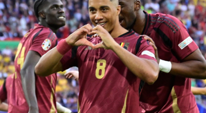 منتخب بلجيكا يستعيد توازنه بثنائية في رومانيا
