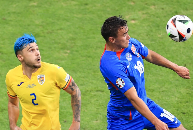 سلوفاكيا ورومانيا يرتضيان التعادل ويعبران سويًّا لثمن نهائي اليورو