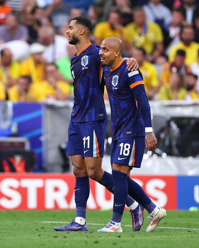 رومانيا ضد هولندا