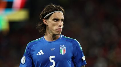 آرسنال يضم ريكاردو كالافيوري حتى صيف 2029