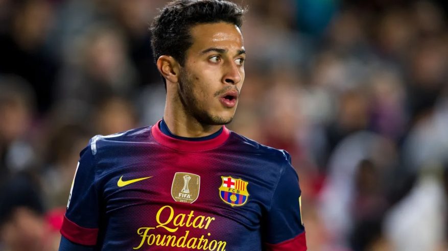هل يتراجع تياجو ألكانتارا عن العمل في برشلونة؟