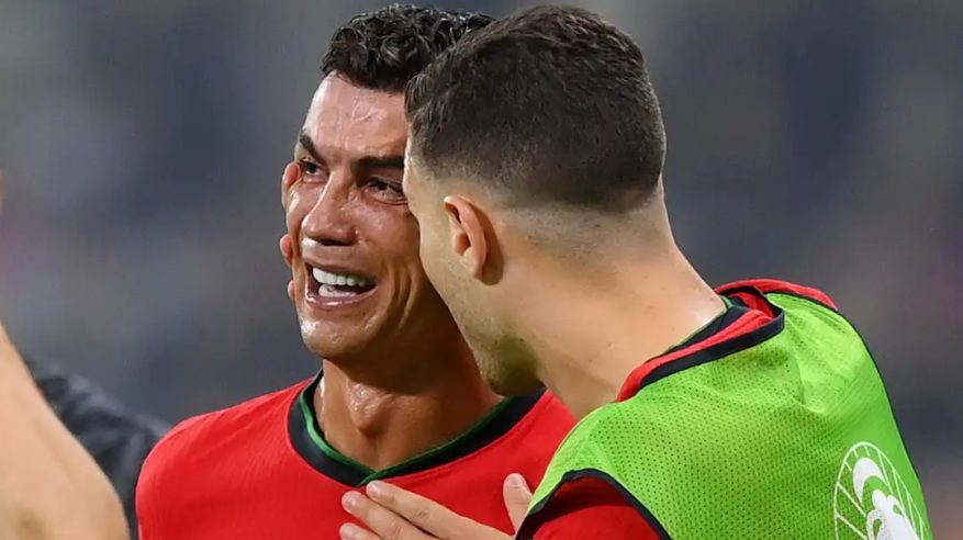 الأسباب النفسية لبكاء كريستيانو رونالدو ضد سلوفينيا