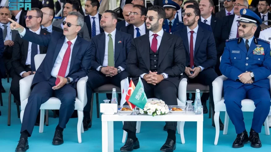 خالد بن سلمان يطلع على قدرات وإمكانيات شركات الفضاء والدفاع في تركيا