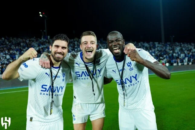 موعد مباراة الهلال والأخدود وتردد القناة الناقلة