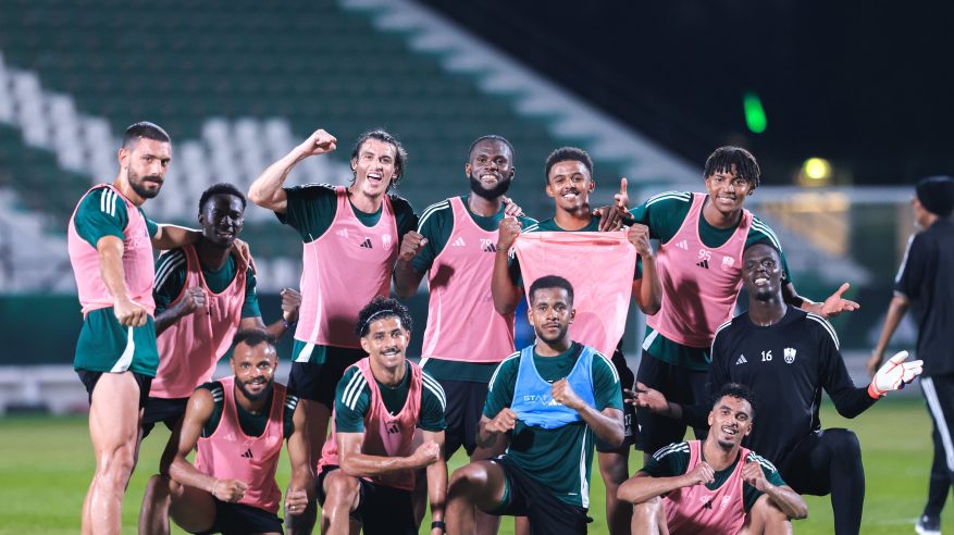 الأهلي يواجه العروبة والفتح يصطدم بالقادسية اليوم