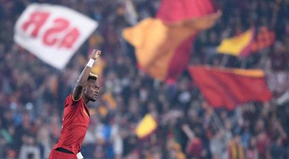 ناد إنجليزي يُهدد انتقال أبراهام لدوري روشن