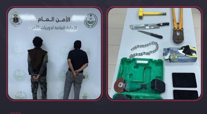 ضبط مقيمين لتكسيرهما زجاج محل وسرقة مبلغ مالي وحاسوب في الرياض