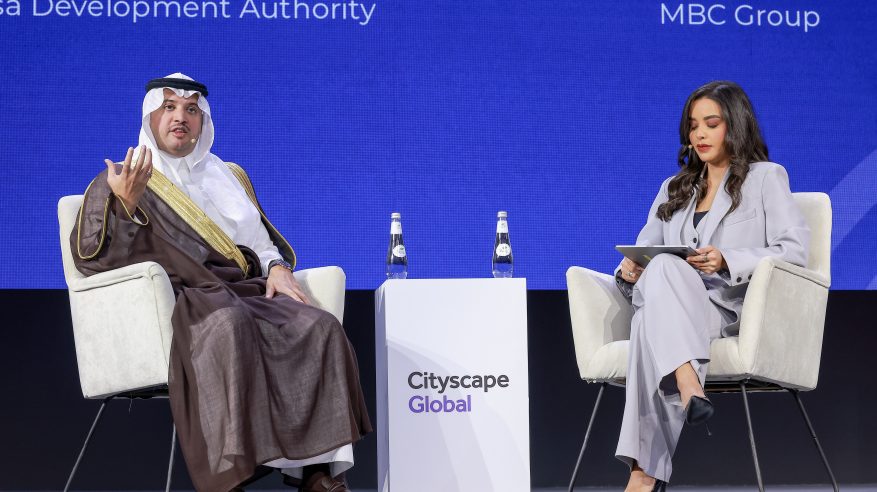سعود بن طلال في سيتي سكيب: إستراتيجية الأحساء ترتكز على 4 محاور