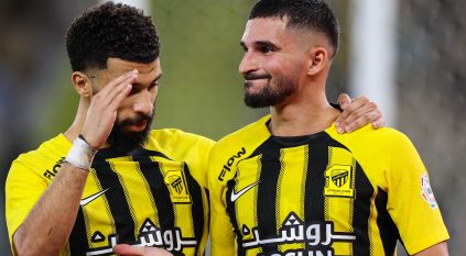 الاتحاد يقترب من رقم تاريخي بدوري المحترفين