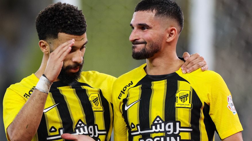 الاتحاد يقترب من رقم تاريخي بدوري المحترفين