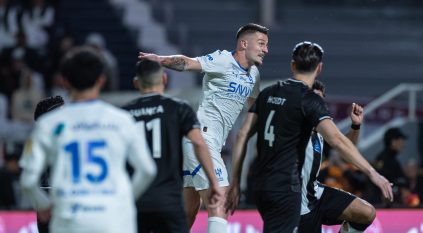 تعادل الشباب والهلال إيجابيًّا في شوط أول مثير