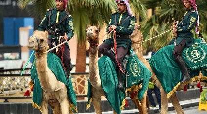 وزارة الداخلية تقيم مسيرة الهجانة ضمن ذاكرة الأرض في يوم التأسيس