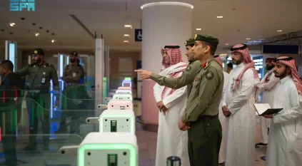 رئيس سدايا يطلع على سير عمل البوابات الإلكترونية بمطار الملك عبدالعزيز الدولي