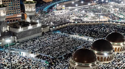 لقطات من دعاء الشيخ ياسر الدوسري في صلاة التراويح بالمسجد الحرام ليلة 18 رمضان