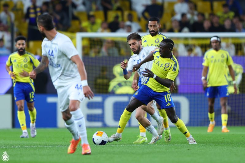 النصر ضد الاستقلال