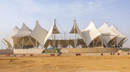 بعد 38 عامًا.. إزالة خيمة ملعب مدينة الملك فهد الرياضية