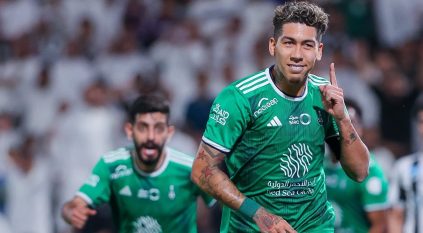 فيرمينو ومحرز سلاحا الأهلي في آسيا