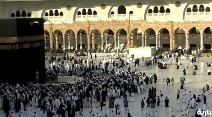 اطمئنان وسكينة.. زوار بيت الله العتيق وسط منظومة خدمات متكاملة