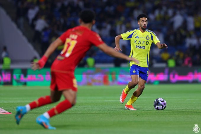 التعادل الإيجابي يحسم مباراة ضمك والنصر