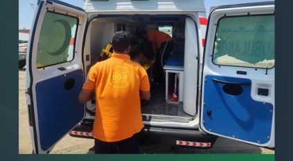 حرس الحدود في جازان ينقذ طفلة من الغرق أثناء السباحة
