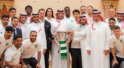 ولي العهد يستقبل وزير الرياضة والمسحل وإدارة ولاعبي الأهلي بمناسبة فوزهم بدوري أبطال آسيا 2025