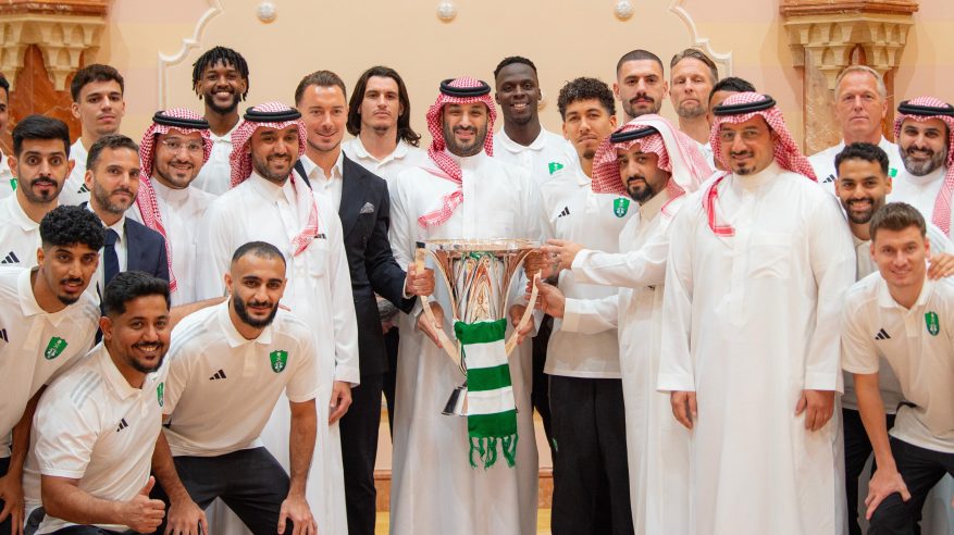 ولي العهد يستقبل وزير الرياضة والمسحل وإدارة ولاعبي الأهلي بمناسبة فوزهم بدوري أبطال آسيا 2025