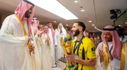 ولي العهد يُتوج الاتحاد بأغلى الكؤوس