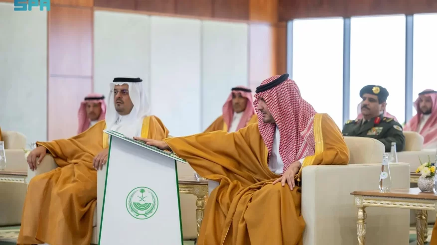 عبدالعزيز بن سعود يدشن عدة مشروعات تابعة لوزارة الداخلية في منطقة مكة المكرمة