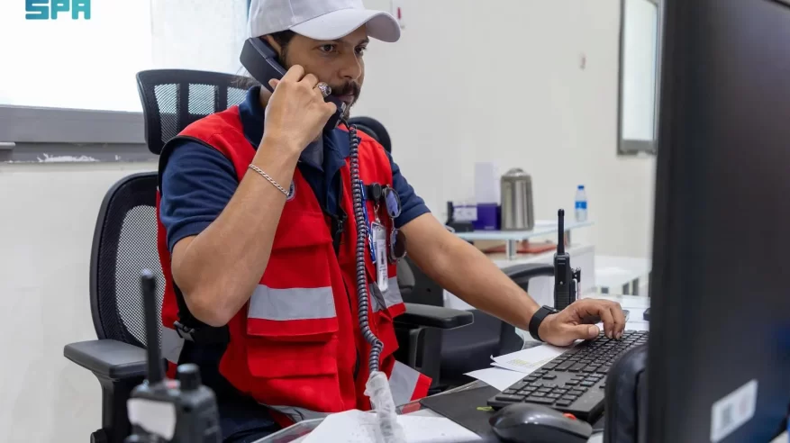 أكثر من 200 كادر من الترحيل الطبي يستقبلون البلاغات الإسعافية خلال موسم حج 1446هـ