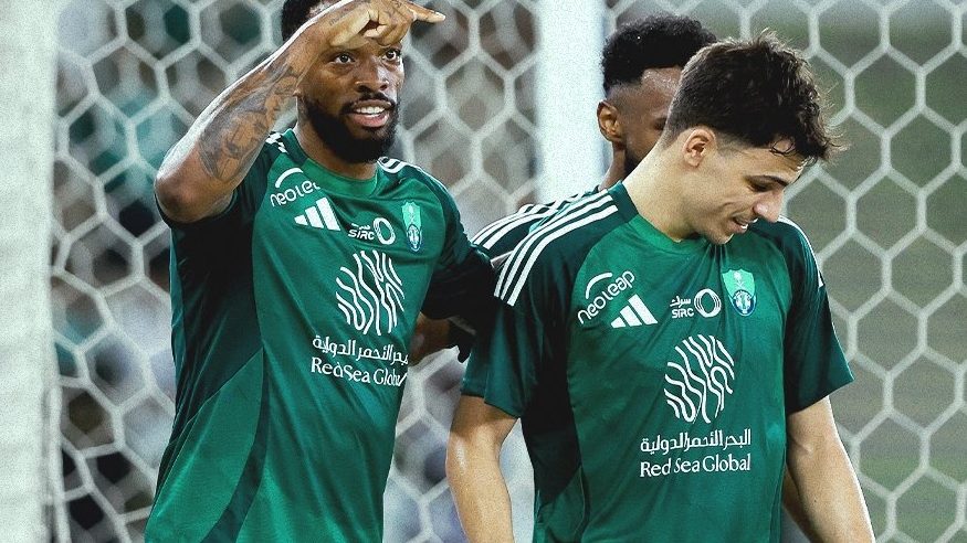 الأهلي يعبر التعاون بثنائية