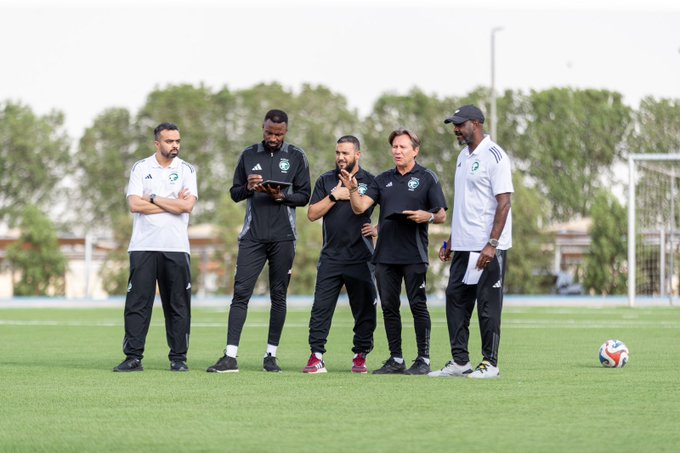 الدورة التدريبية PRO