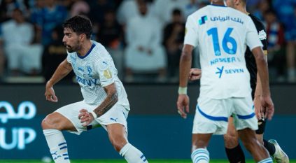 تعادل الوحدة والهلال في الشوط الأول