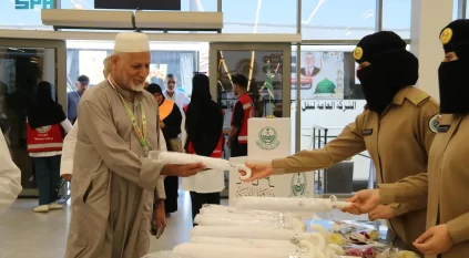 حرس الحدود يواصل جهوده في استقبال حجاج العراق عبر منفذ جديدة عرعر